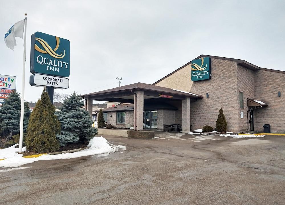 Quality Inn Peterborough Buitenkant foto