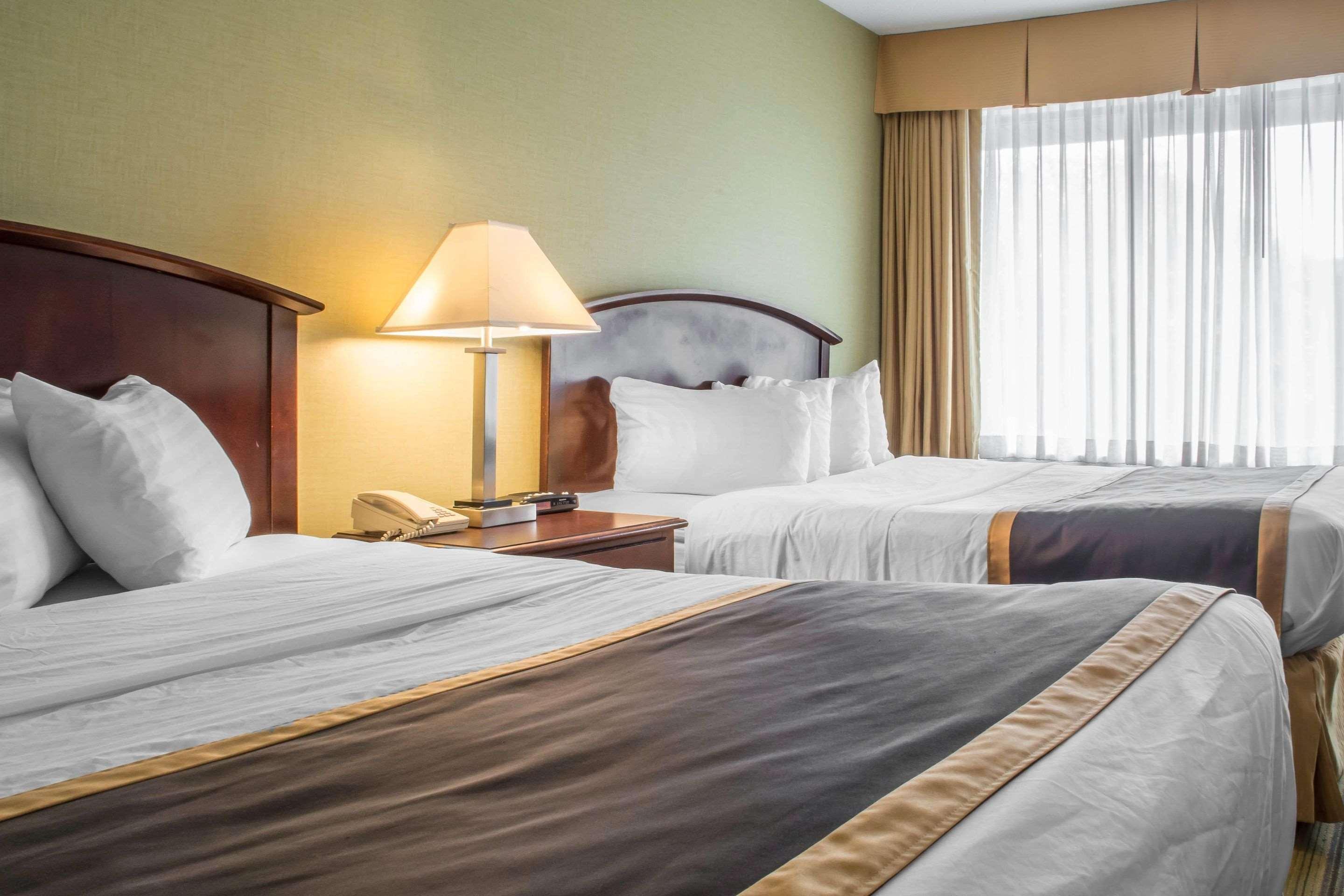 Quality Inn Peterborough Buitenkant foto