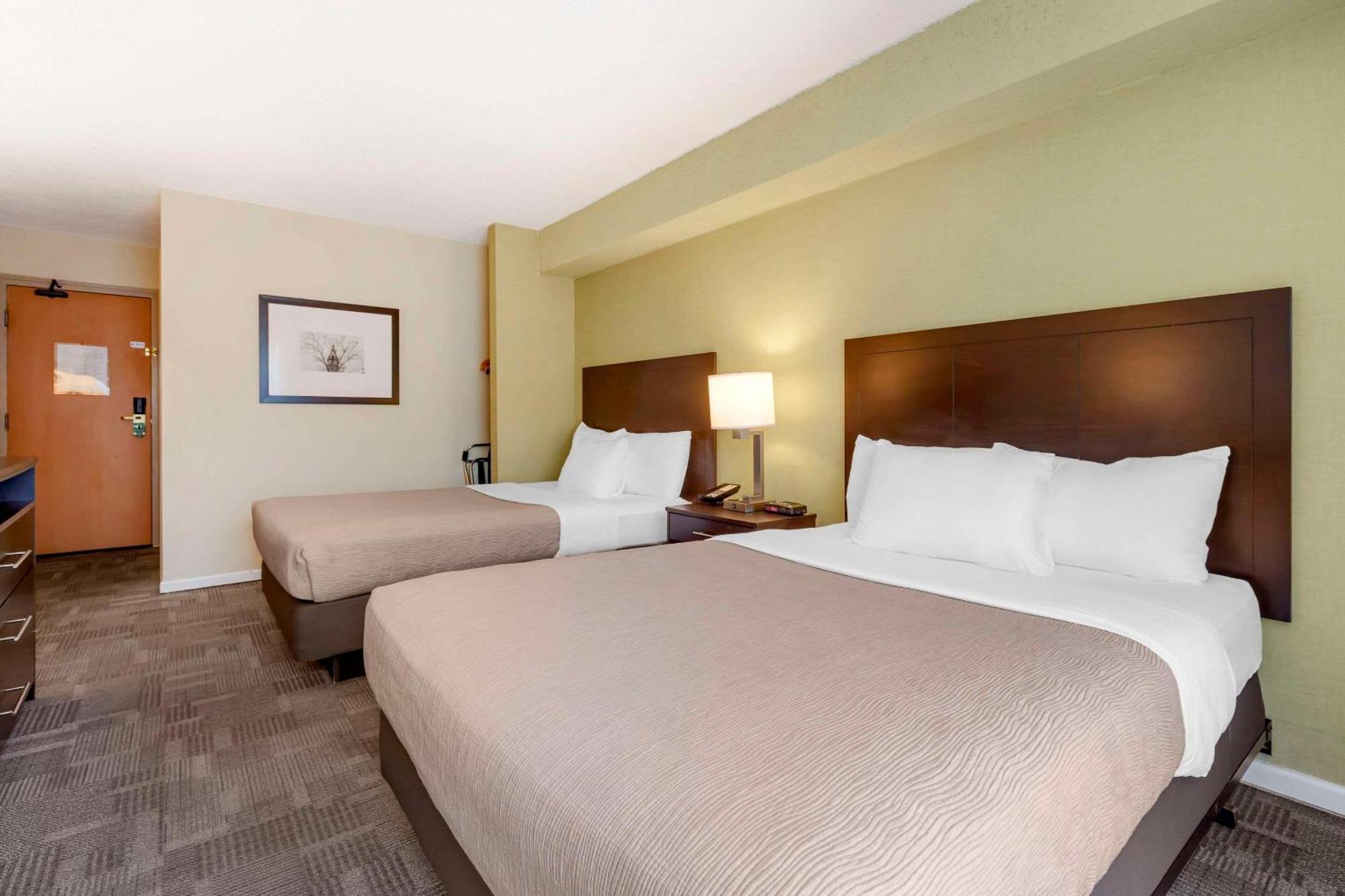 Quality Inn Peterborough Buitenkant foto