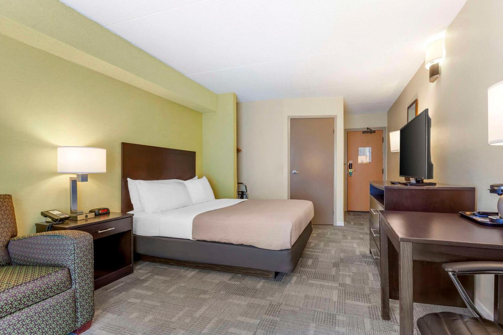 Quality Inn Peterborough Buitenkant foto
