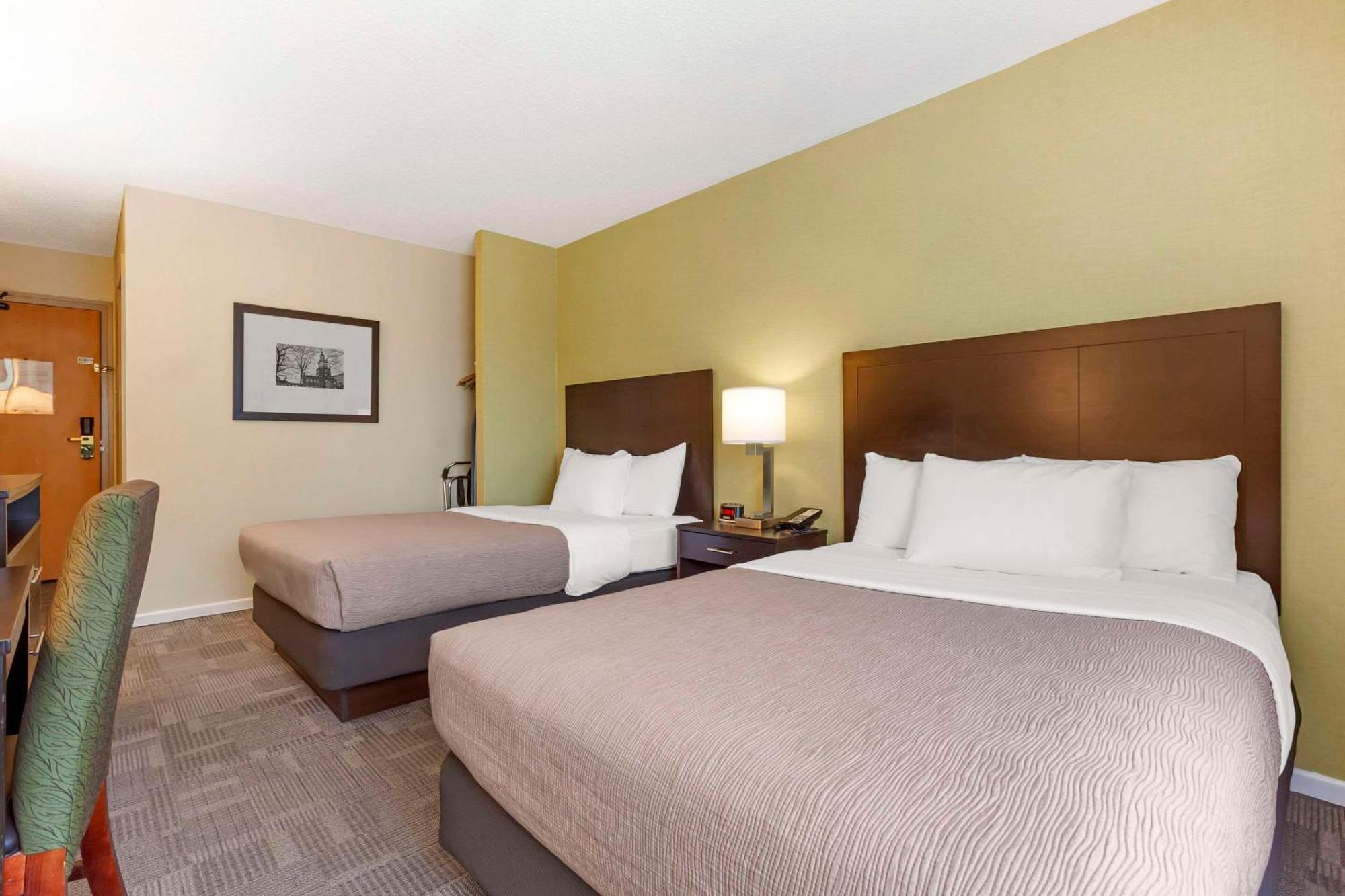 Quality Inn Peterborough Buitenkant foto