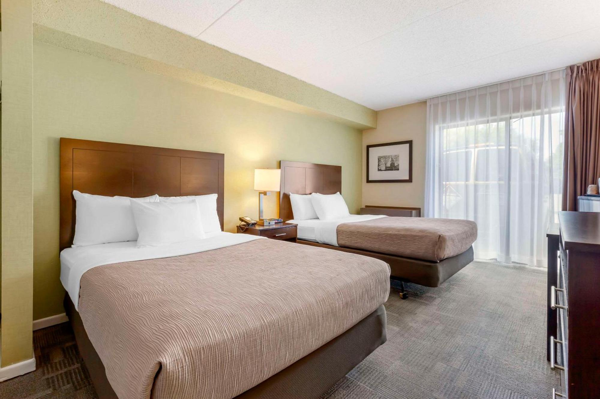 Quality Inn Peterborough Buitenkant foto